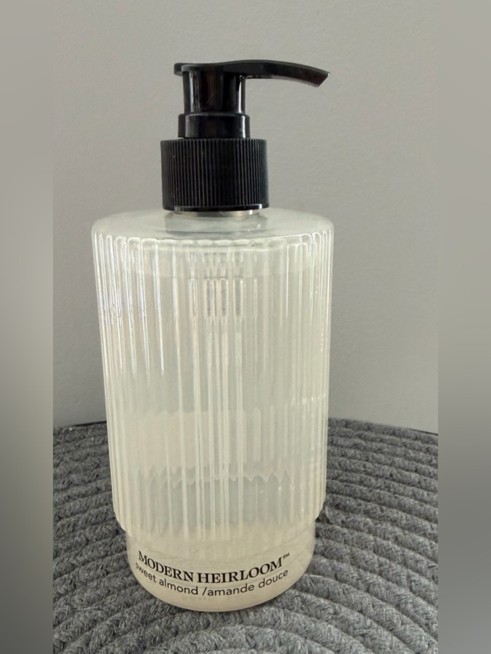 ✨New✨Modern Heirloom (Sand + Fog) Sweet Almond Hand Wash (280 mL glass bottle)